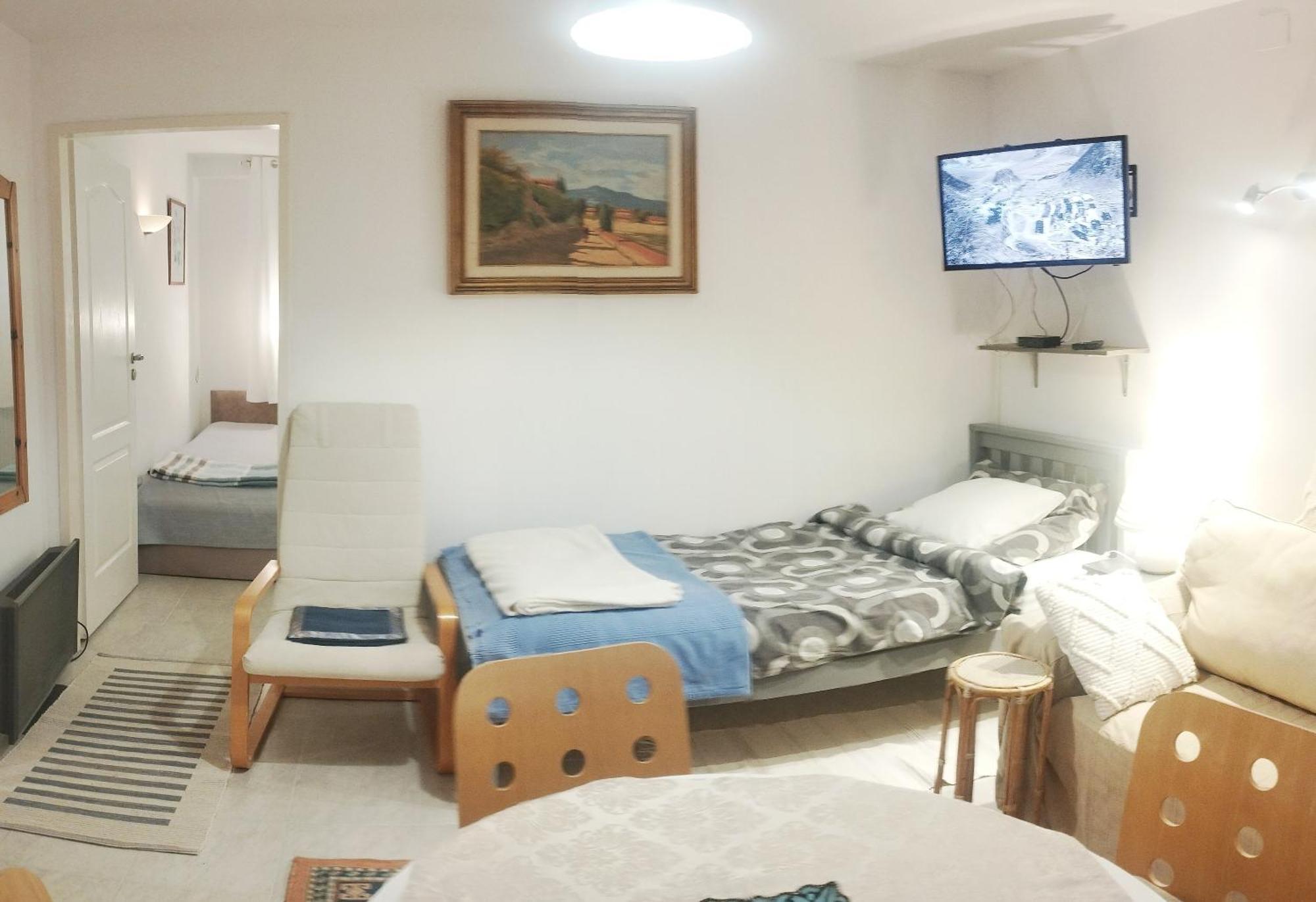 B&B Family Basement Apartment, Breakfast, Free Parking, 5Km From Tulln Chorherrn Zewnętrze zdjęcie